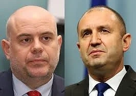 Иван Гешев е поправил въпросите си до Конституционния съд за президента