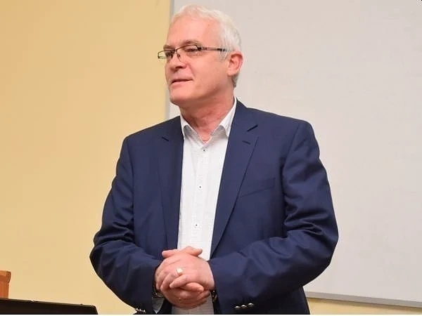 Изслушват кандидата за шеф на НЗОК Петко Салчев
