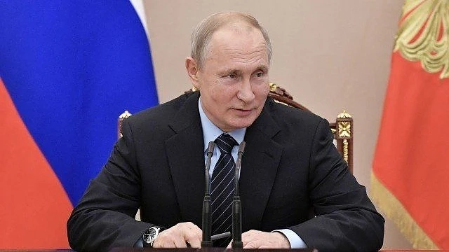 Путин ще се жертва да е президент заради коронавируса и икономиката
