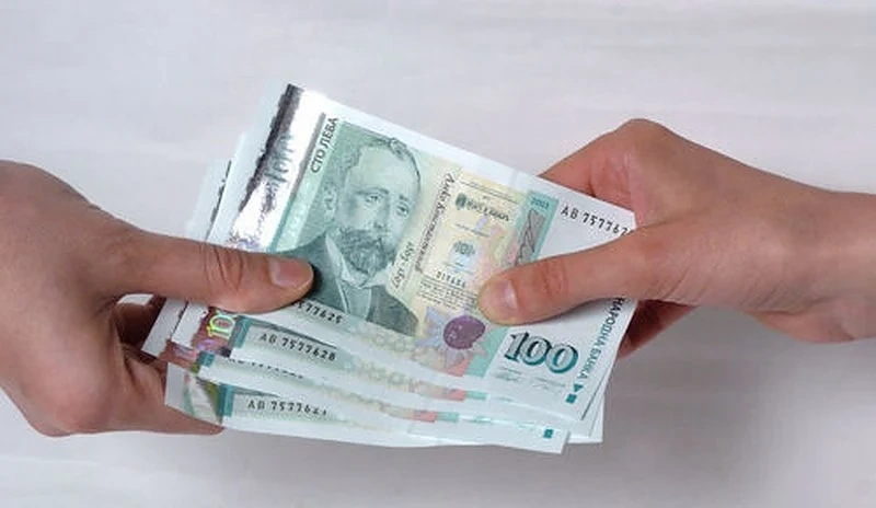 Депутатите забравиха колекторските фирми, които тормозят гражданите и при извънредно положение