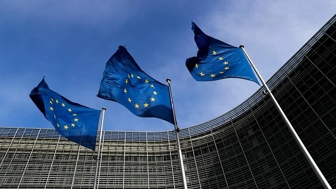Европейският съюз деблокира 37 милиарда евро помощ за държавите-членки