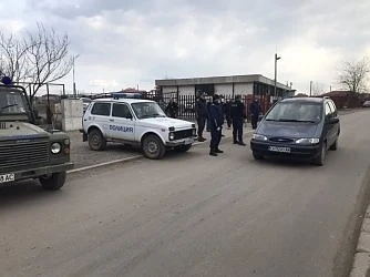 Ромските махали в Казанлък, Нова Загора и Сливен са под блокада