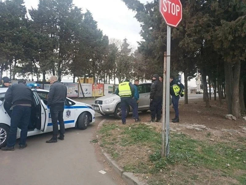 Задържаният за подкуп служител на ИАРА вече е под домашен арест, жена му родила преди дни