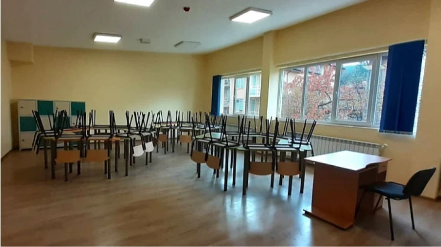 Дистанционното обучение на учениците може да продължи до 13 април