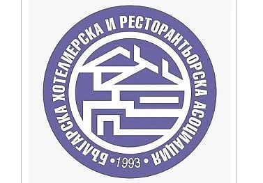 БХРА иска намаляване на заплатите на заетите в туризма на 60 % и държавата да поеме изплащането им