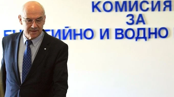 КЕВР ще разгледа поевтиняването на газа и парното