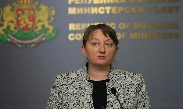  Ето в кои сектори държавата ще плаща 60% от заплатите на служителите на затруднените фирми