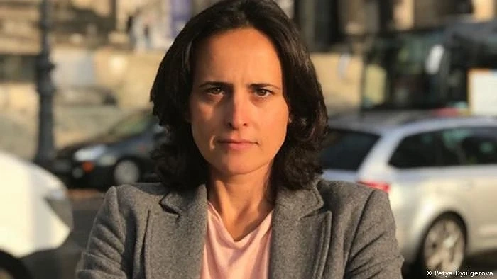 Генка Шикерова: Докато слушаме как пари няма, Агенцията по храните раздава  