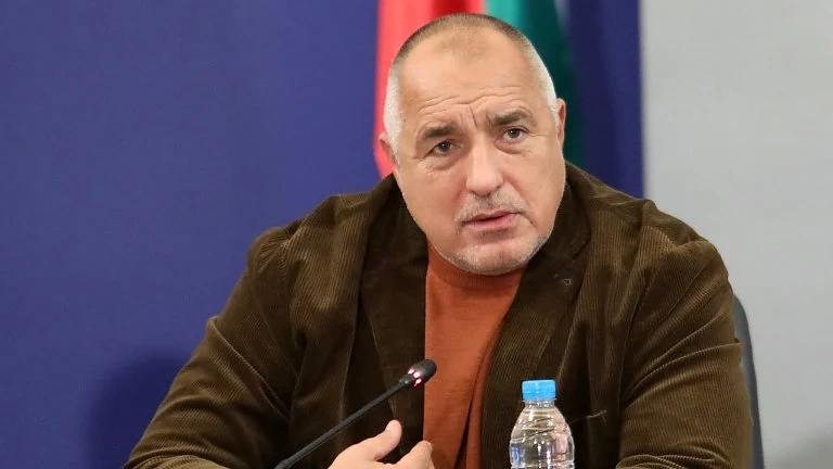 Борисов за Радев: Не може да ме кара да казвам кой ще живее и кой ще умре