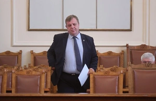 Атлантици призоваха Каракачанов и правителството да не се отказват от модернизацията на армията