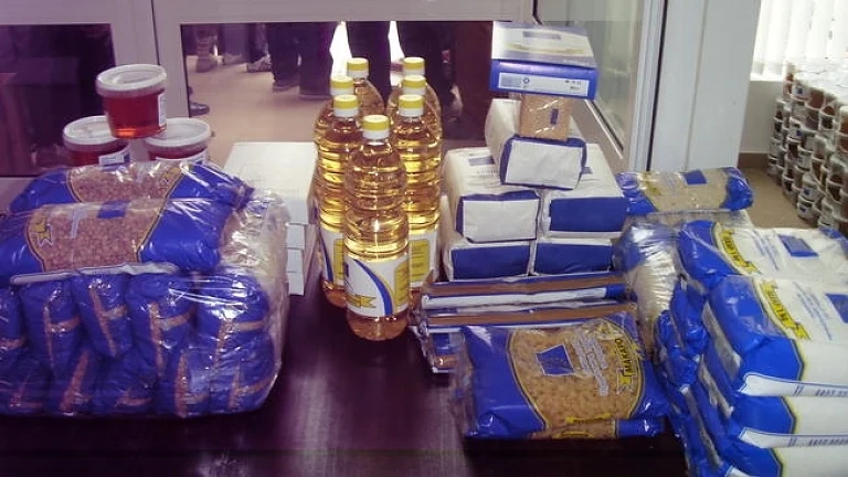 Служители и доброволци на БЧК ще раздават хранителни продукти от ЕС в София