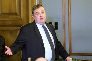 Българската стопанска камара срещу ВМРО относно фалшивите новини