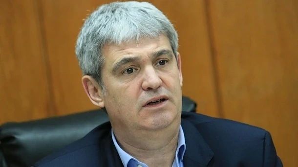 КНСБ настоява НС да отмени решението за даряване на заплати от министри