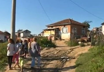 Съветът на Европа субсидира семейни пакети за хигиена за най-бедните роми