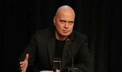 Цялата държава е затворена... заради нищо