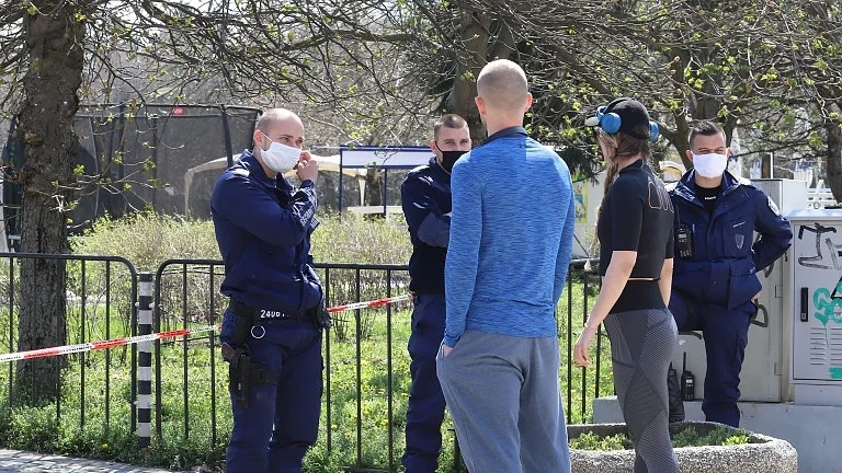 СДВР издала 90 акта за неносене на маски за уикенда