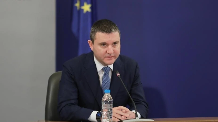 Близо 82% от 200-милионната емисия е изкупена от банките