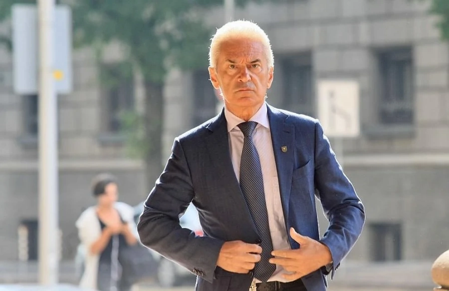 Волен Сидеров с две обвинения, наложиха му 50 хил. лв. гаранция