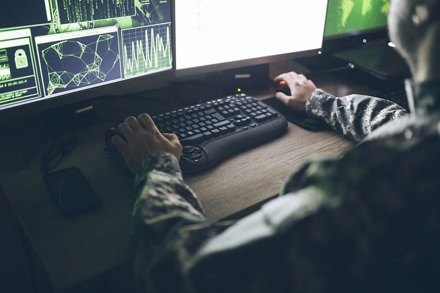 Техерaн изстреля успешно първия си военен сателит