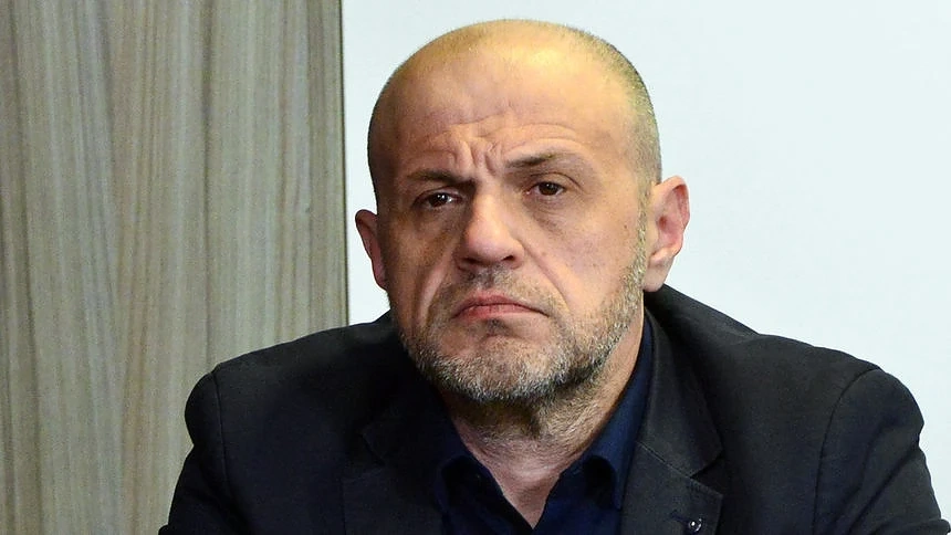 Коронавирусът в България: Държавата ще поиска предсрочно полагащите й се евросредства