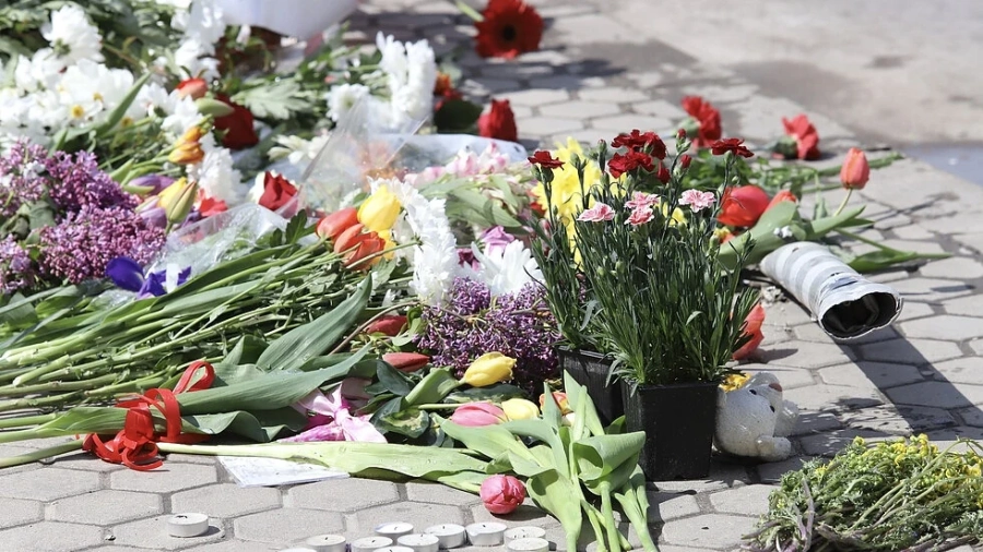 Мълчаливо бдение в няколко града на страната в памет на Милен Цветков