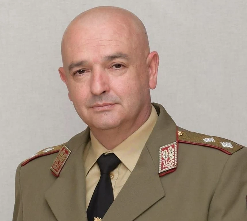 Щабът обмисля постепенно отпускане на мерките