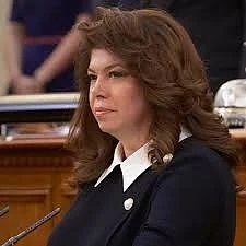 Йотова пита защо скриха генерал Мутафчийски