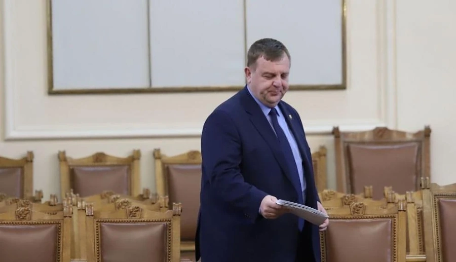 ВМРО: Държавна субсидия за чартърите, ДДС от 5% в сектор „Туризъм“ и улеснен режим за издаване на виза на чужденците за почивка в Българи