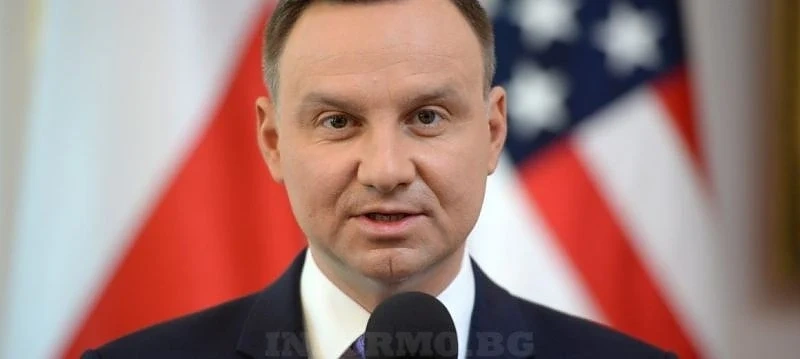 Президентските избори в Полша се отлагат неясно за кога