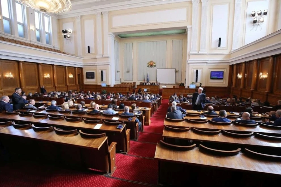 Правната комисия одобрява окончателно предложенията за въвеждане на т.нар. извънредна епидемична обстановка
