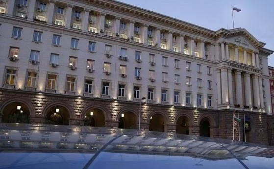 Правителството предлага увеличаване на минималното почасово възнаграждение за нощен труд