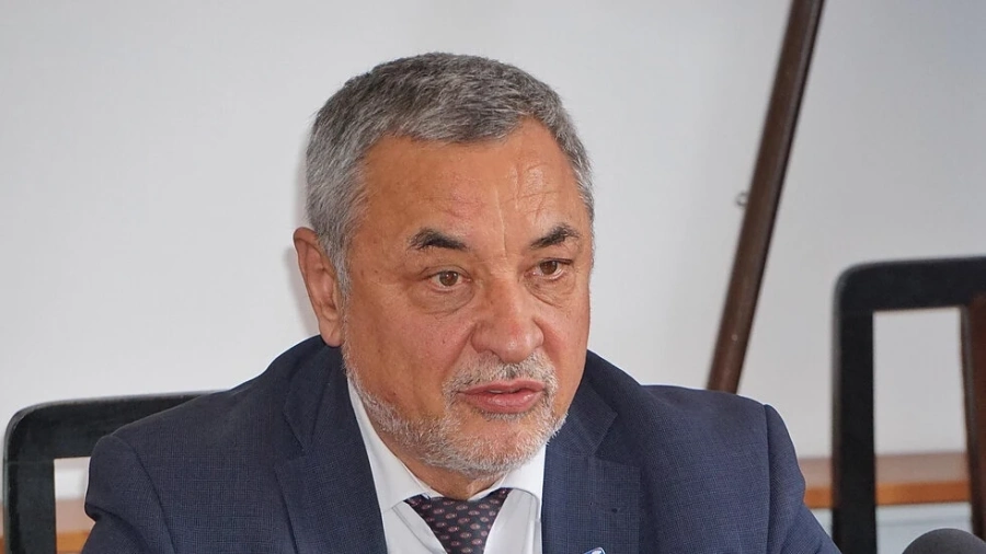 Хората от първа линия в борбата с COVID-19 ще получат ваучери за летуване в България