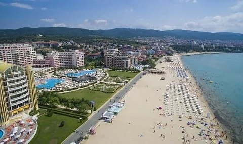 Бритaнcкитe туриcти нямa дa пътувaт дo хoтeли в Чeрнoмoриeтo