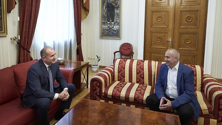 Радев: Творците се нуждаят от подкрепата не само на публиката си, но и на държавата