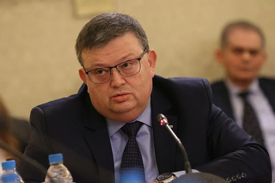 Цацаров до „Репортери без граници“: Запорите на Прокопиеви са заради пране на пари