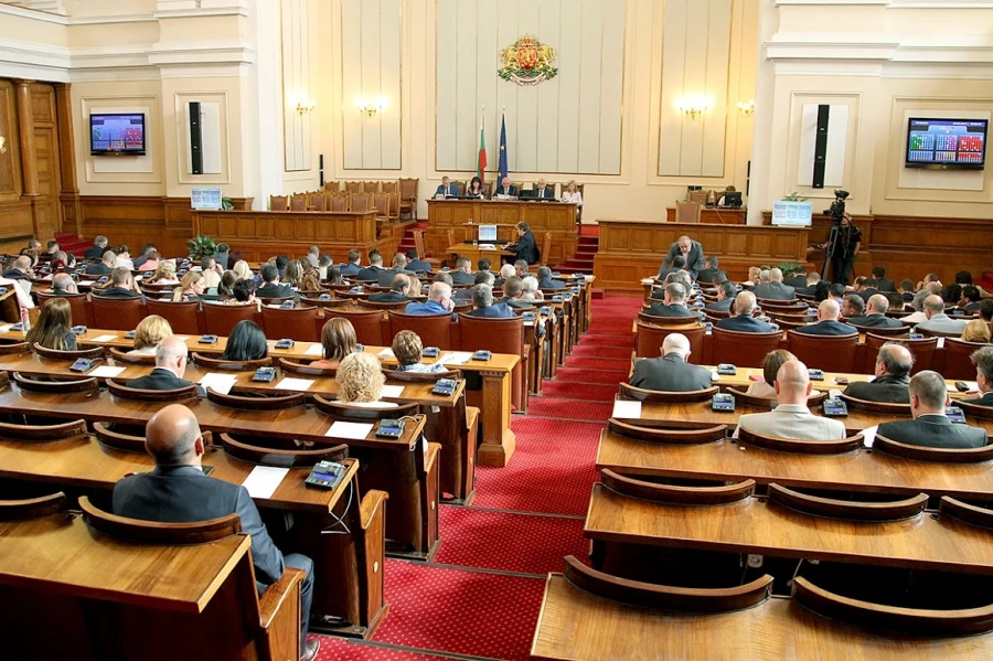 Парламентът прие нов Закон за храните, въвеждат регулации по отношение на ГМО храни 