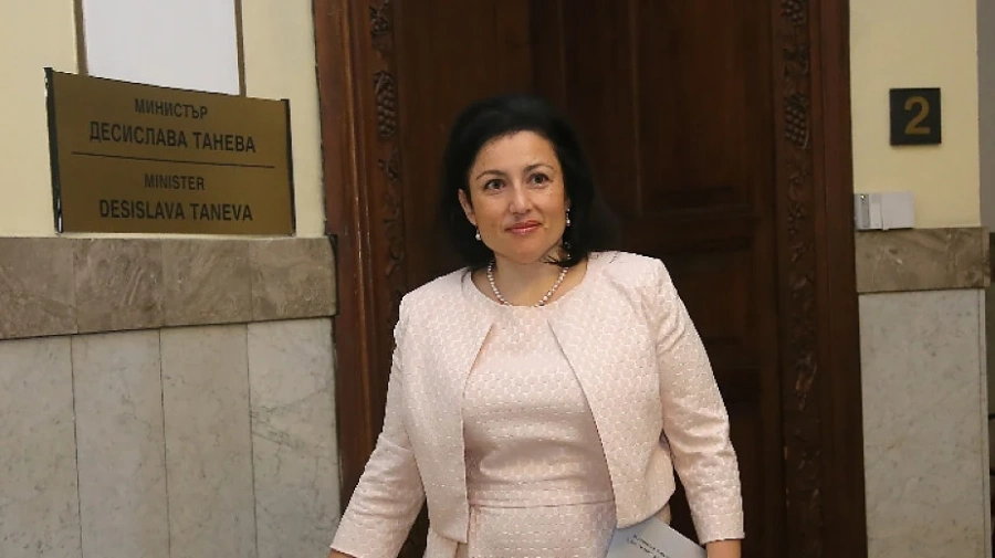 Десислава Танева: ще създадем платформа за предлагане на храни