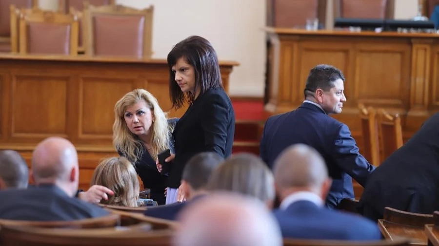 ГЕРБ се отказа да вдигне осигуровките на хотелиерите и ресторантьорите
