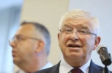 Ананиев: Детската болница ще се строи при нови условия в рамките на сегашния договор 