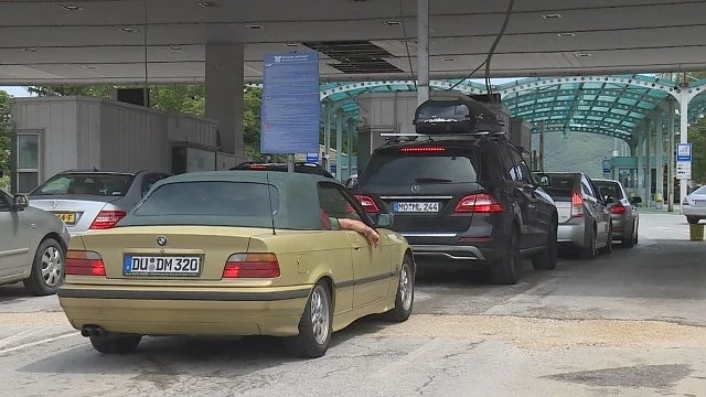 Спират колата от движение, ако не си платиш глобите на границата 