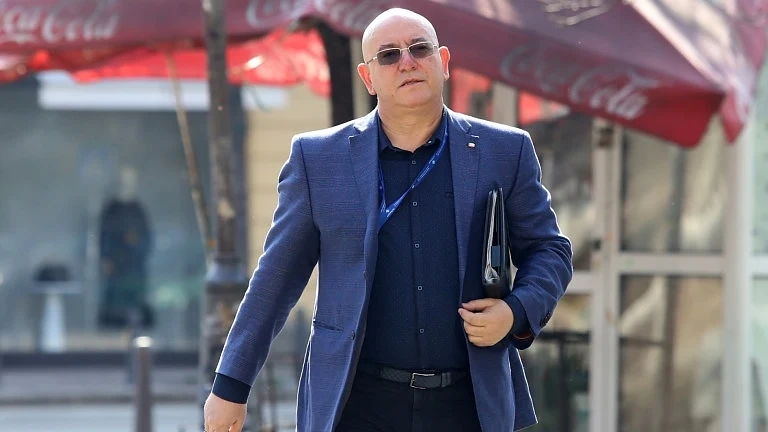 Екоминистърът покани общините да кандидатстват за финансиране за ограничаване на разпространението на COVID-19