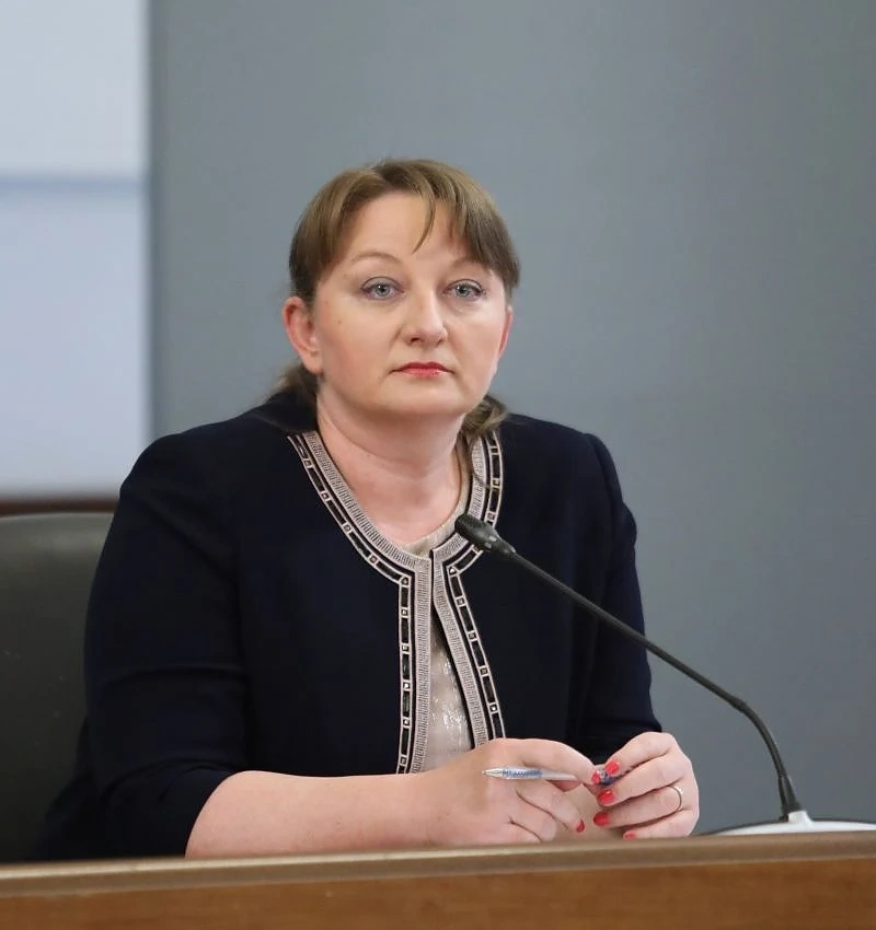Без допълнителен отпуск за майки, гледали децата си в извънредното положение