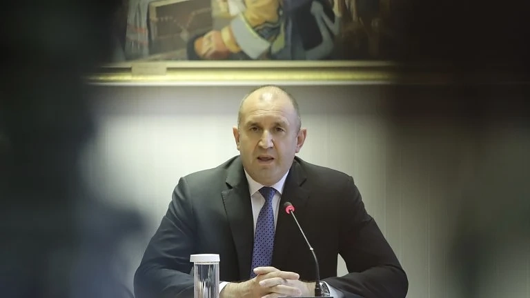 Президентът налага частично вето на закона за МВР