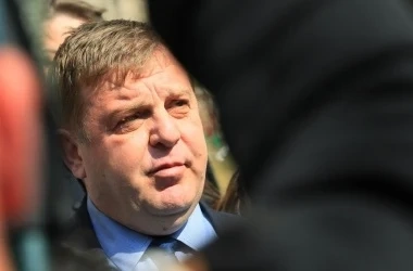 Каракачанов с успехи в мисиите на НАТО