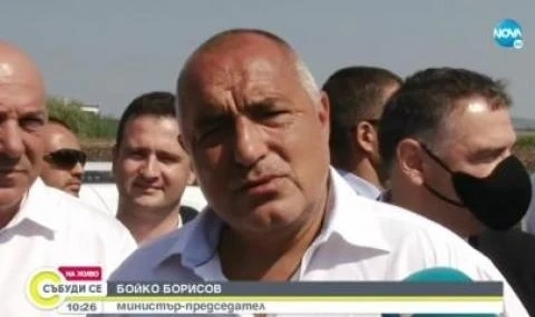  Борисов от Поморие: Няма да коментирам ченгеджийските номера на Радев