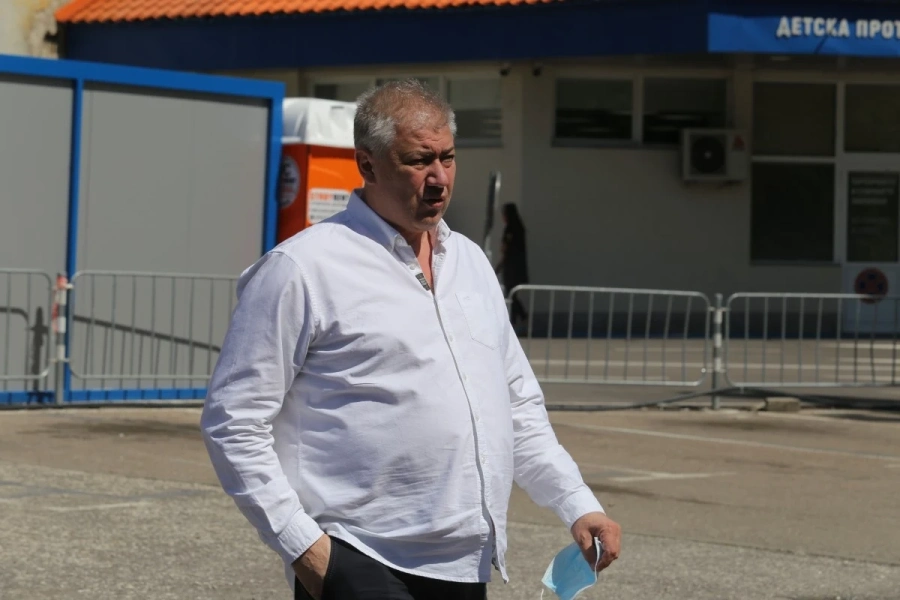 Балтов: По-лошият сценарий се очаква през есента, спазвайте мерките