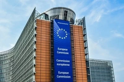 ЕК: Икономиката на еврозоната ще се свие с 8,7% през 2020 г., няма да се възстанови през 2021 г.