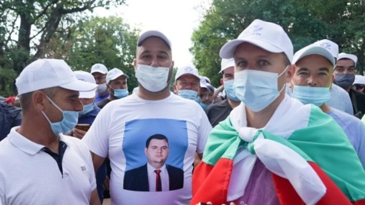 Протестиращи с шапки на ДПС са допускани безпрепятствено до плажа на парк “Росенец“