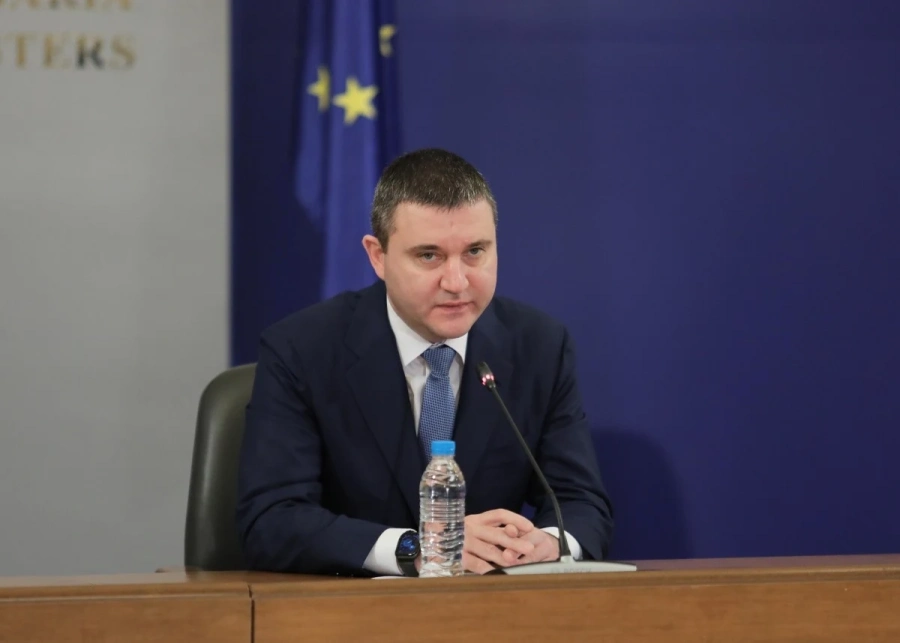 Горанов: ГЕРБ няма да подаде оставка, докато не изпълни всичко от управленската програма