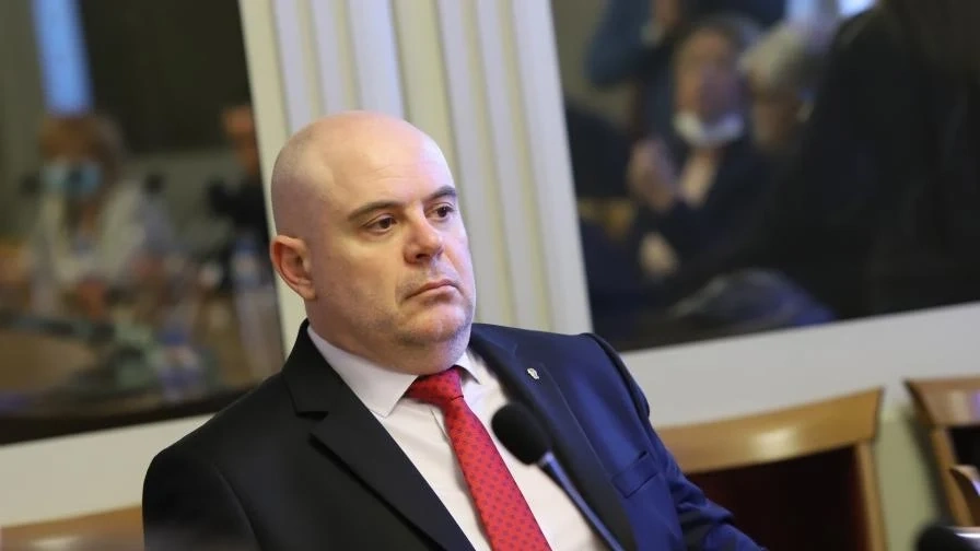 Гешев: Не може всички проблеми да се прехвърлят на съдебната власт